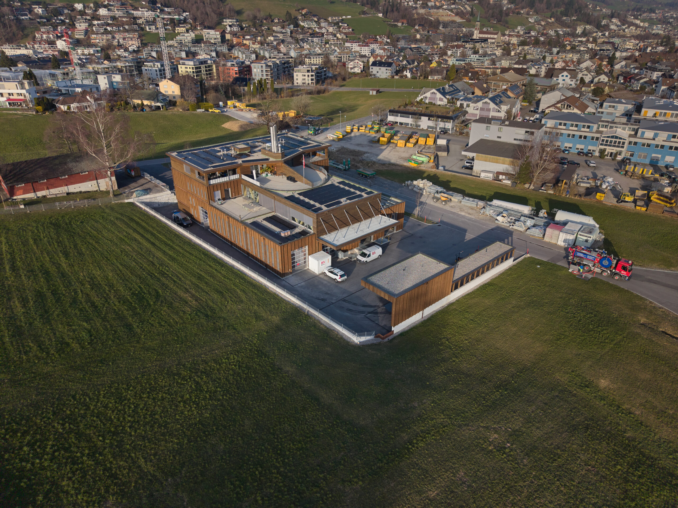 Luftaufnahme der Heizzentrale Rain